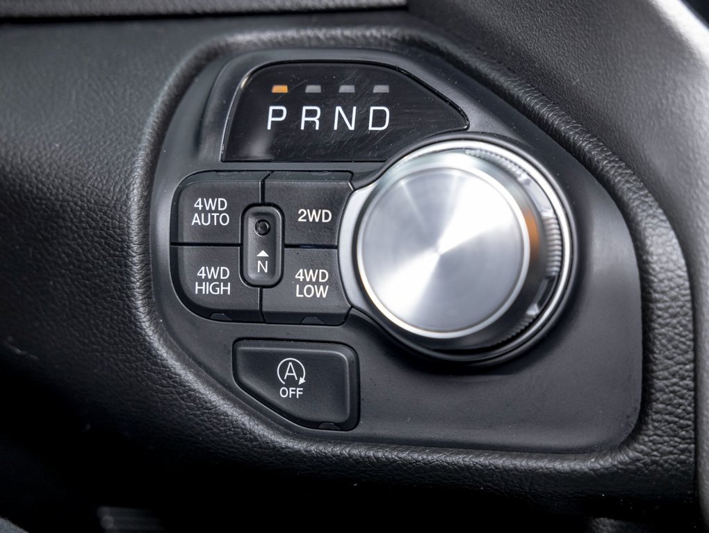 2025 Ram 1500 in St-Jérôme, Quebec - 24 - w1024h768px