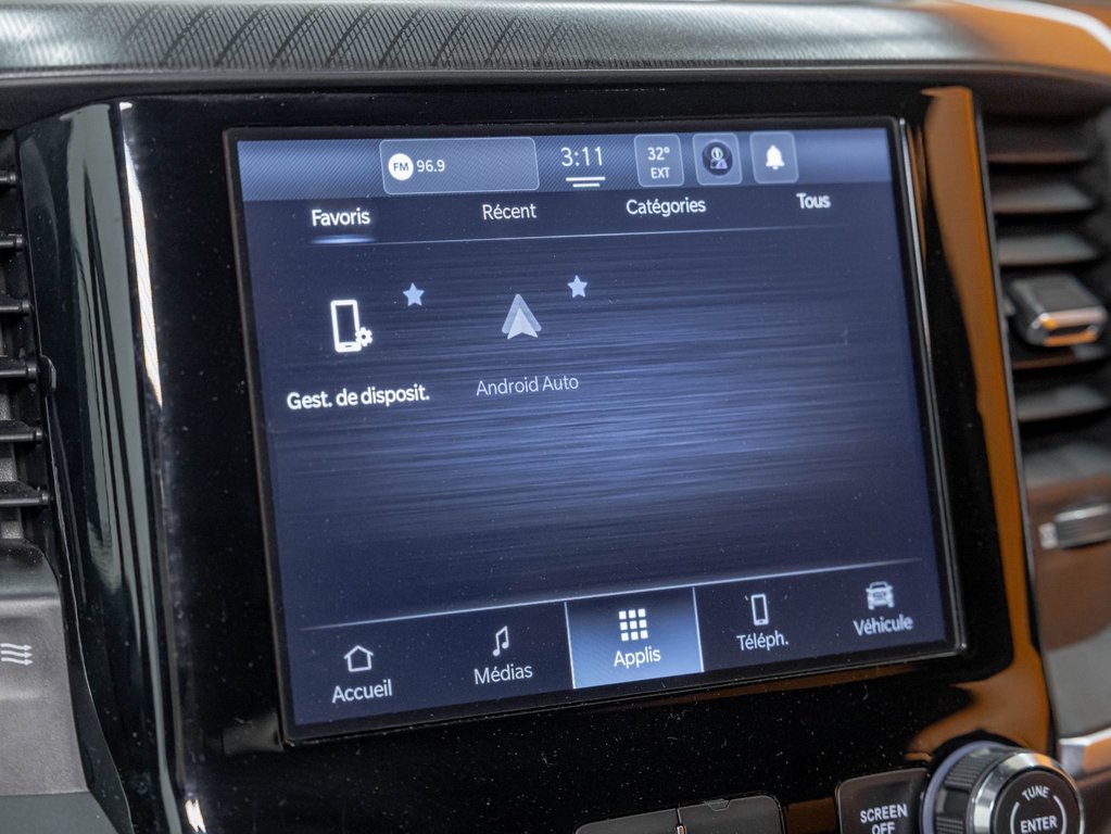 2025 Ram 1500 in St-Jérôme, Quebec - 16 - w1024h768px