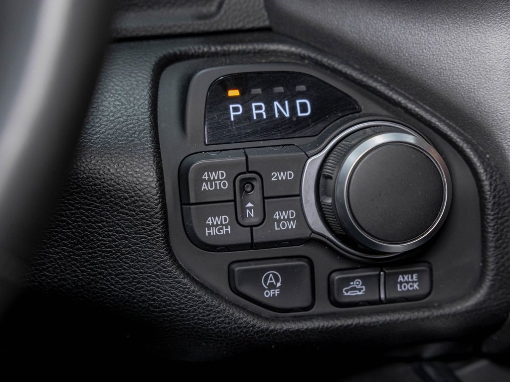 2025 Ram 1500 in St-Jérôme, Quebec - 22 - w1024h768px