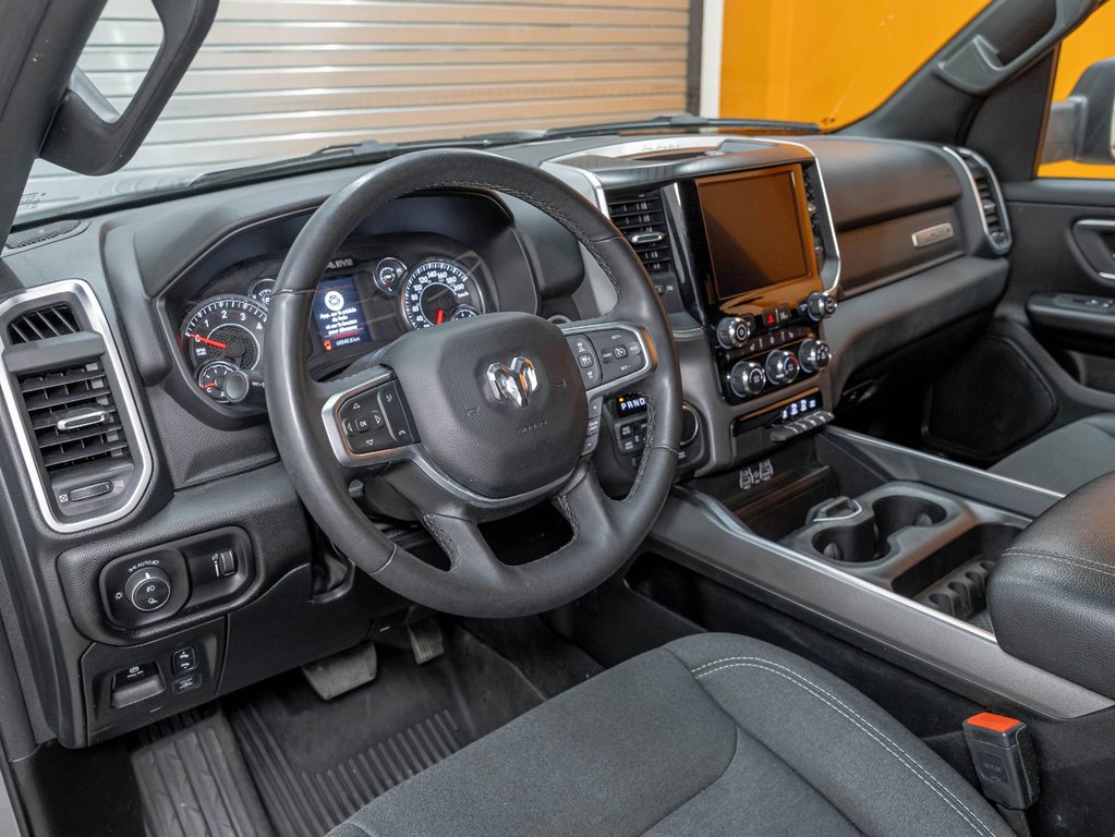 2025 Ram 1500 in St-Jérôme, Quebec - 2 - w1024h768px