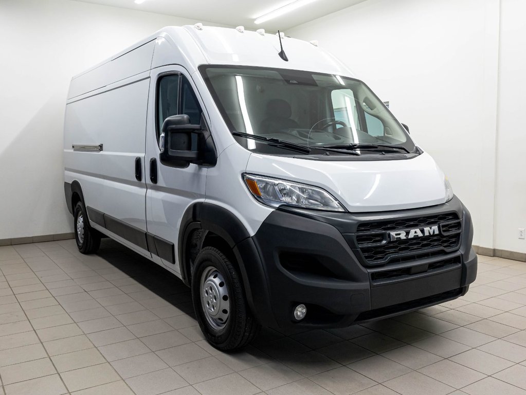 2023 Ram ProMaster Cargo Van in St-Jérôme, Quebec - 9 - w1024h768px