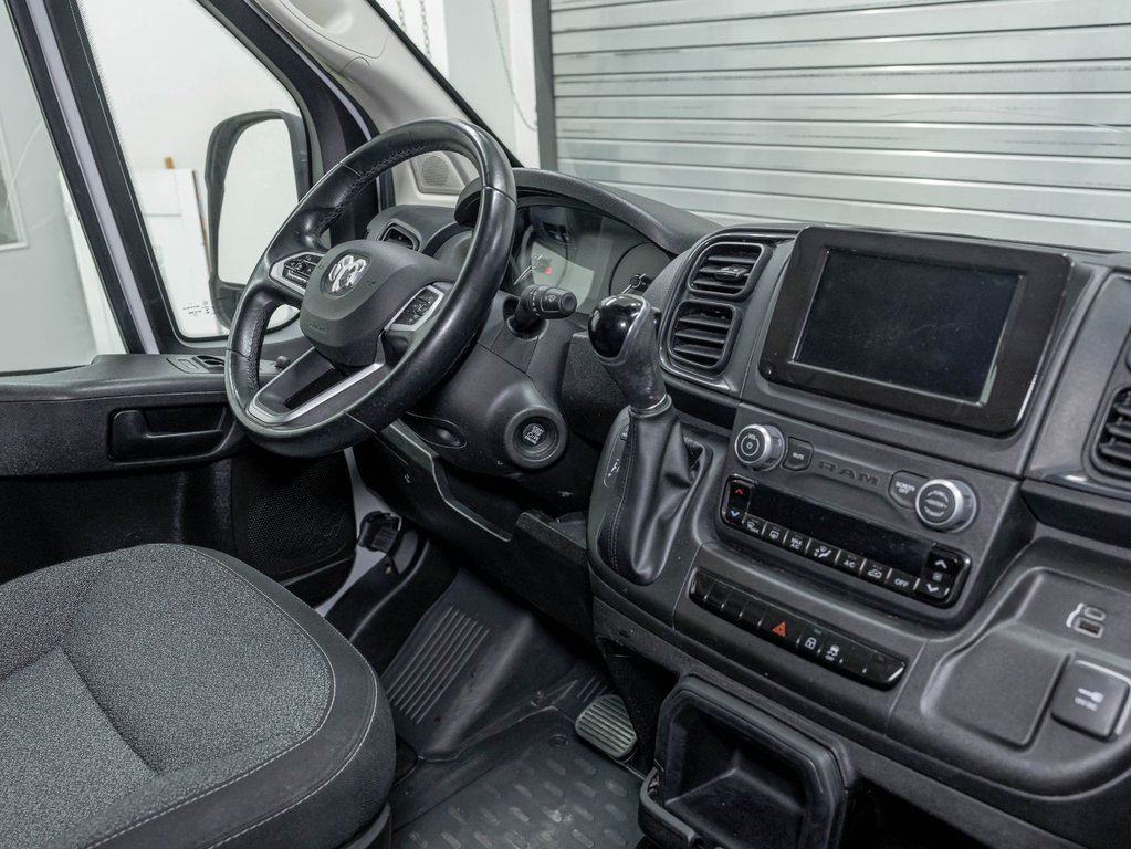 2023 Ram ProMaster Cargo Van in St-Jérôme, Quebec - 21 - w1024h768px
