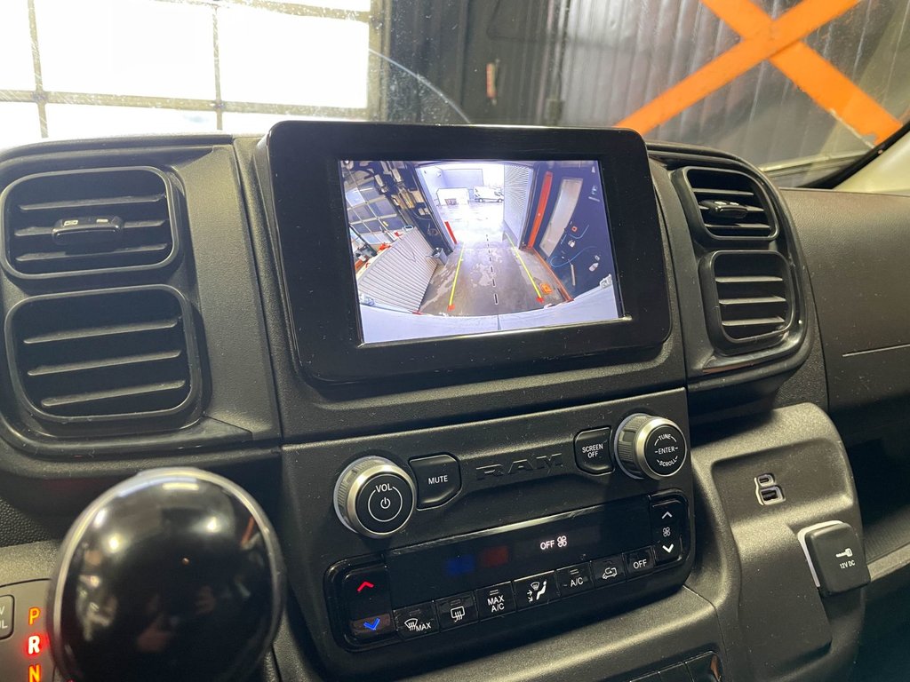 2023 Ram ProMaster Cargo Van in St-Jérôme, Quebec - 12 - w1024h768px