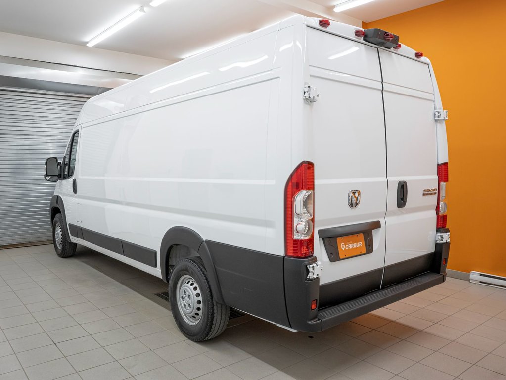 2024 Ram ProMaster Cargo Van in St-Jérôme, Quebec - 5 - w1024h768px
