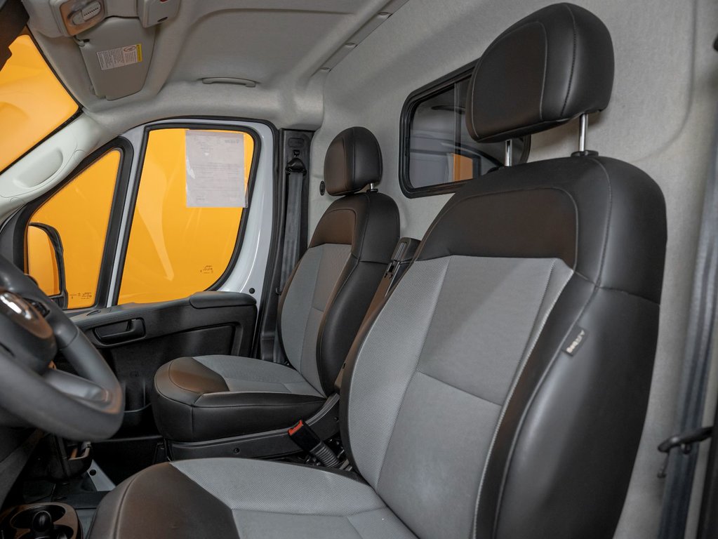 2024 Ram ProMaster Cargo Van in St-Jérôme, Quebec - 10 - w1024h768px