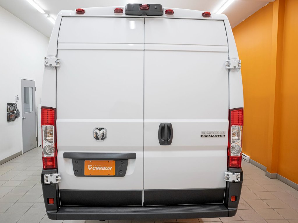 2024 Ram ProMaster Cargo Van in St-Jérôme, Quebec - 6 - w1024h768px