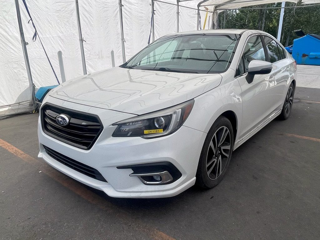 Subaru Legacy  2018 à St-Jérôme, Québec - 1 - w1024h768px