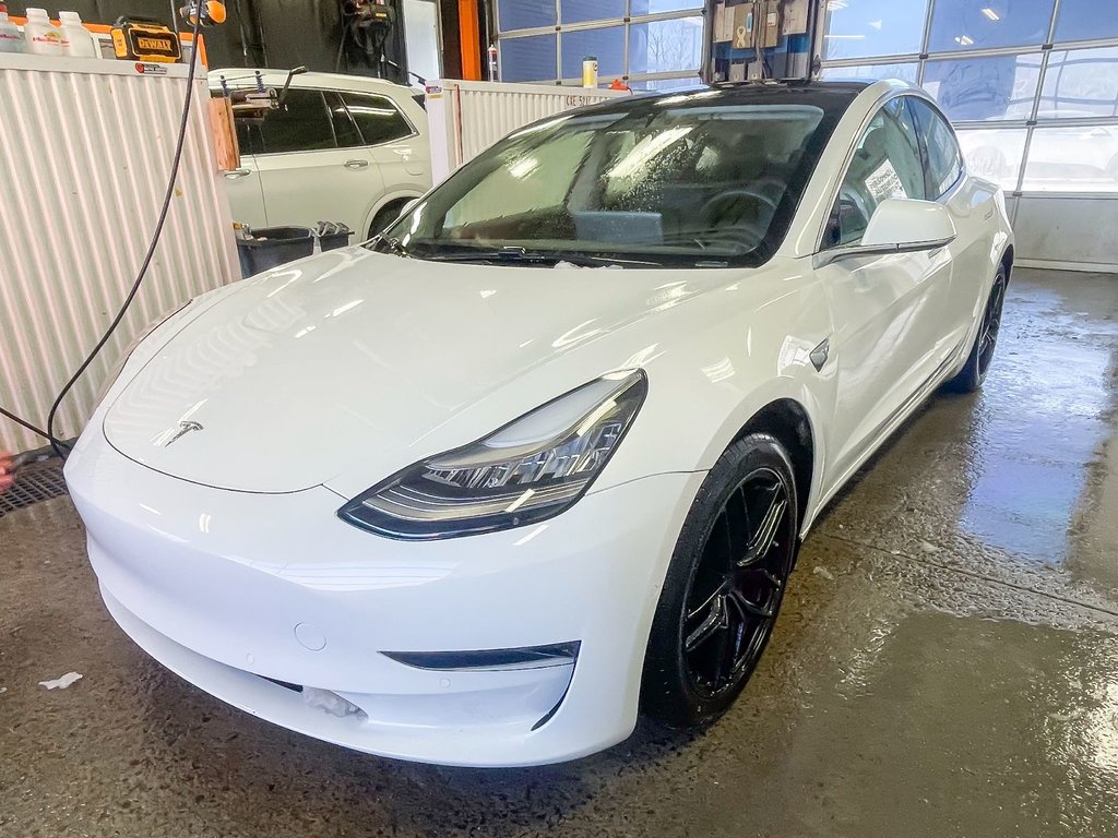 Tesla MODEL 3  2020 à St-Jérôme, Québec - 1 - w1024h768px