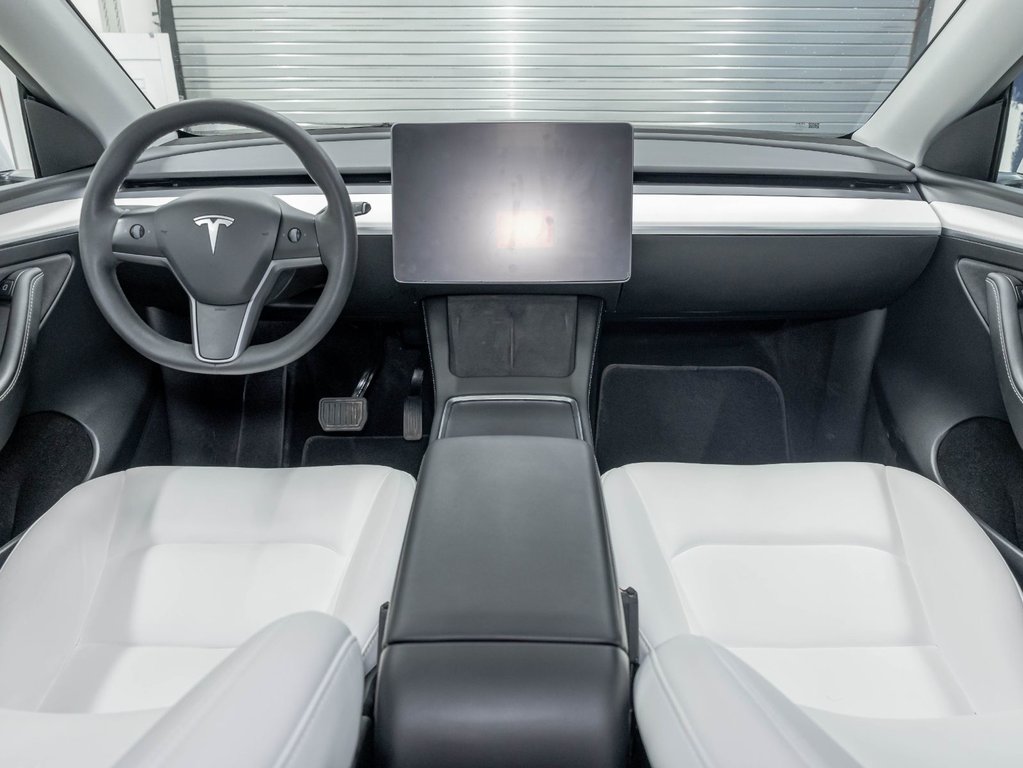 2024 Tesla Model Y in St-Jérôme, Quebec - 12 - w1024h768px
