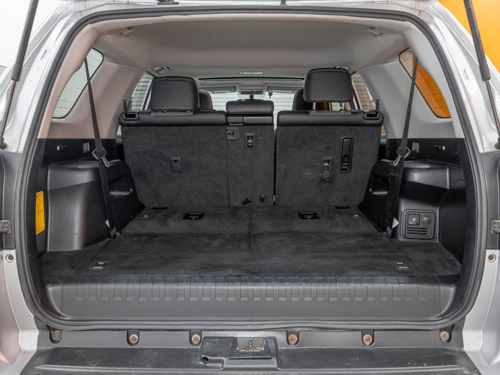 Toyota 4Runner  2019 à St-Jérôme, Québec - 30 - w1024h768px