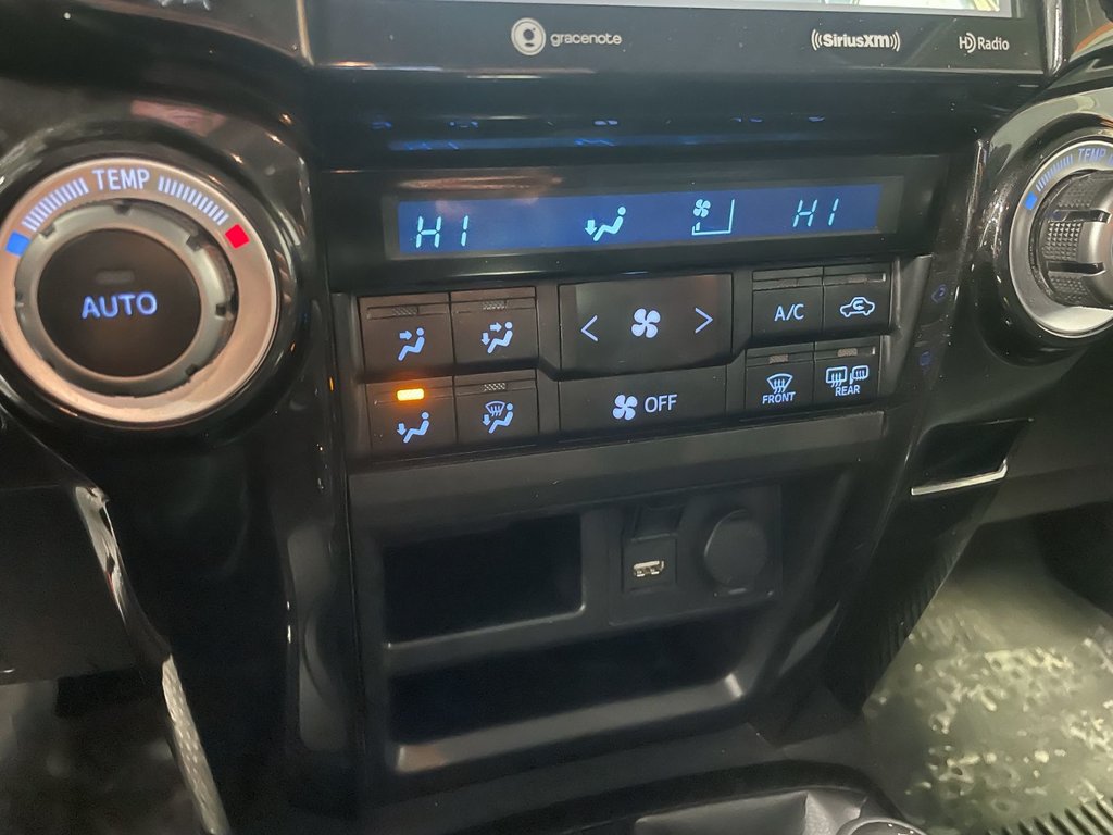 Toyota 4Runner  2023 à St-Jérôme, Québec - 18 - w1024h768px