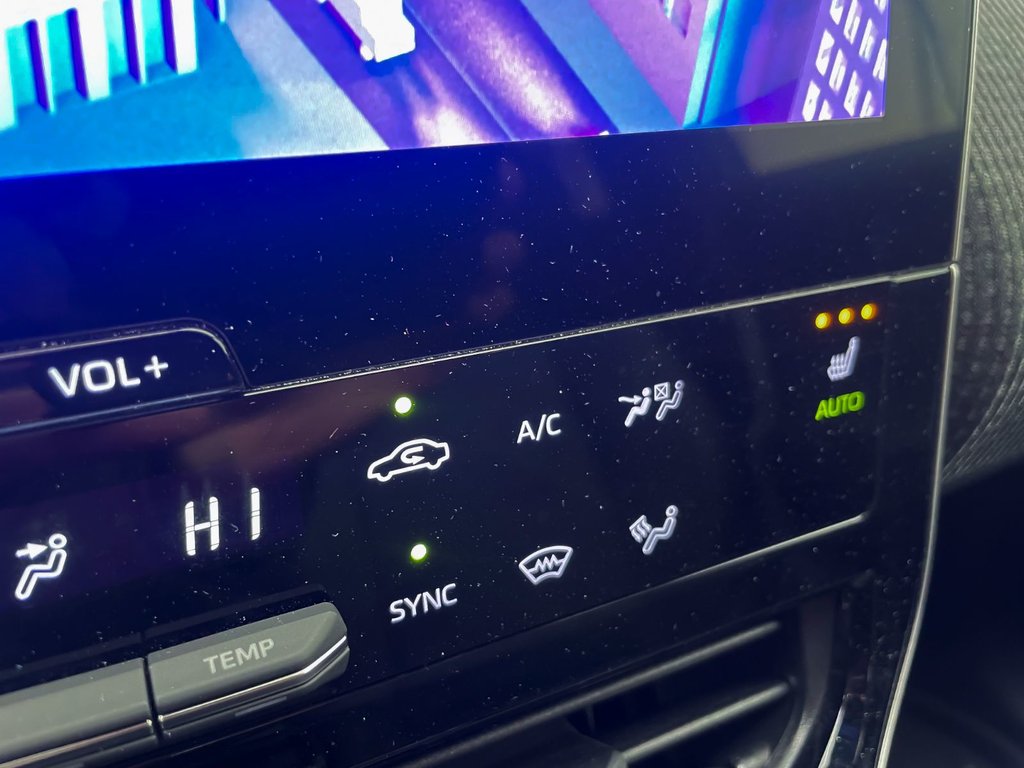 Toyota bZ4X  2023 à St-Jérôme, Québec - 16 - w1024h768px