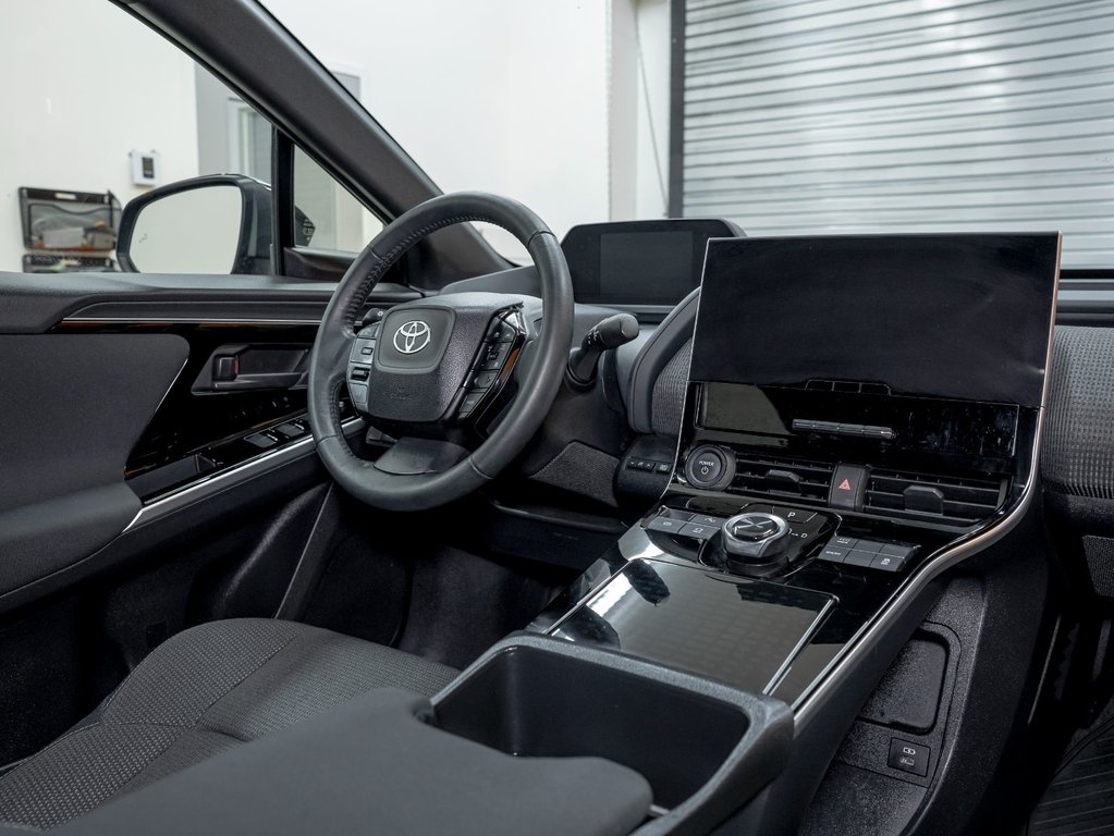 Toyota bZ4X  2023 à St-Jérôme, Québec - 26 - w1024h768px