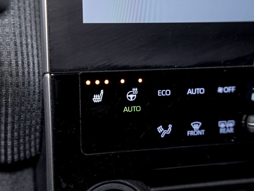 Toyota bZ4X  2023 à St-Jérôme, Québec - 20 - w1024h768px