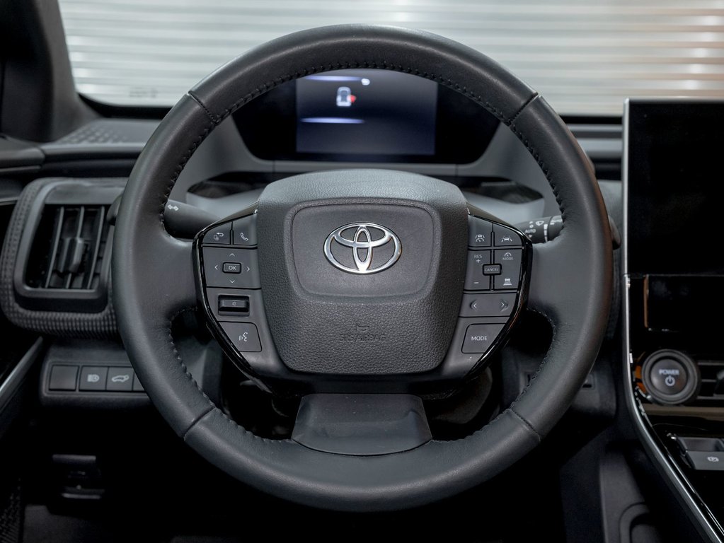 Toyota BZ4X  2024 à St-Jérôme, Québec - 14 - w1024h768px