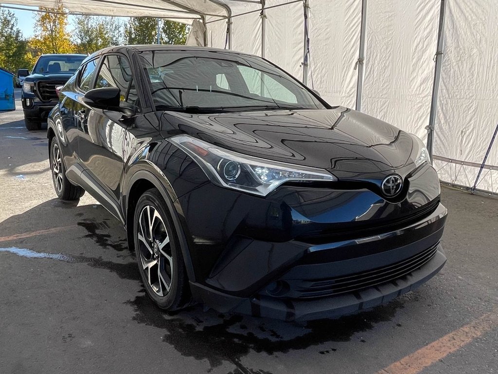 2018 Toyota C-HR in St-Jérôme, Quebec - 9 - w1024h768px