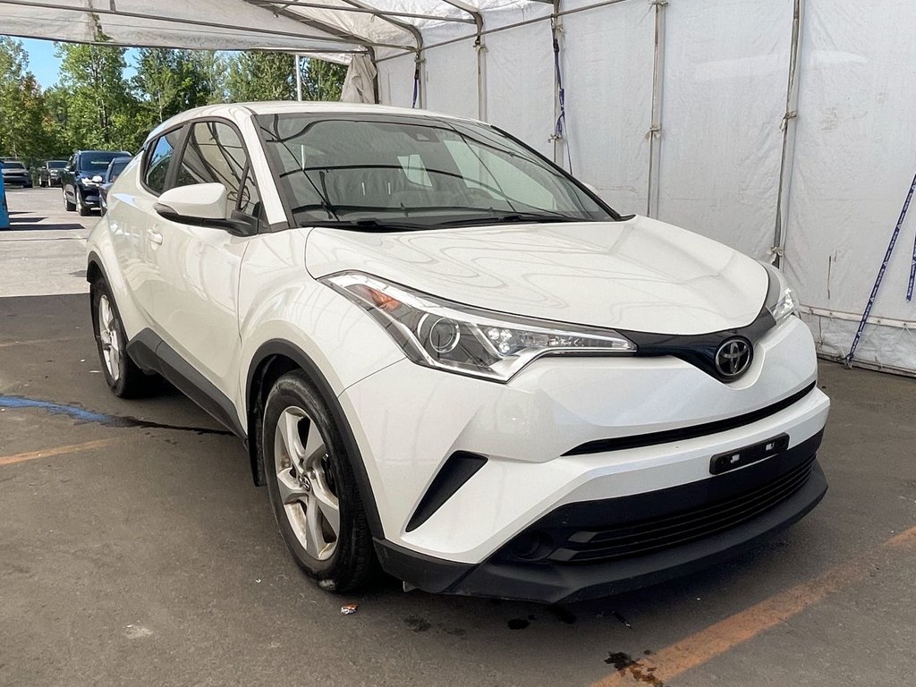 Toyota C-HR  2019 à St-Jérôme, Québec - 9 - w1024h768px