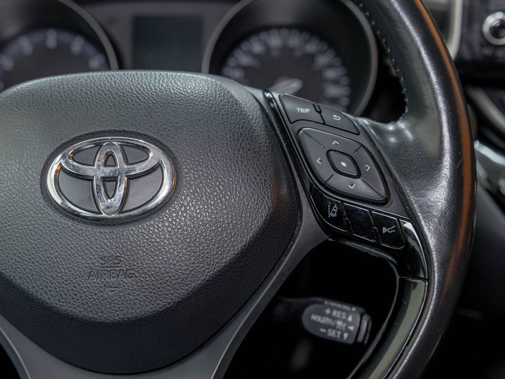 Toyota C-HR  2022 à St-Jérôme, Québec - 15 - w1024h768px