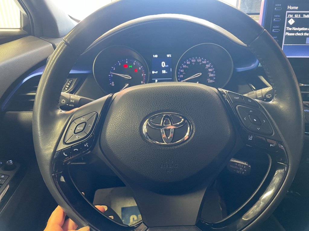 Toyota C-HR  2022 à St-Jérôme, Québec - 14 - w1024h768px