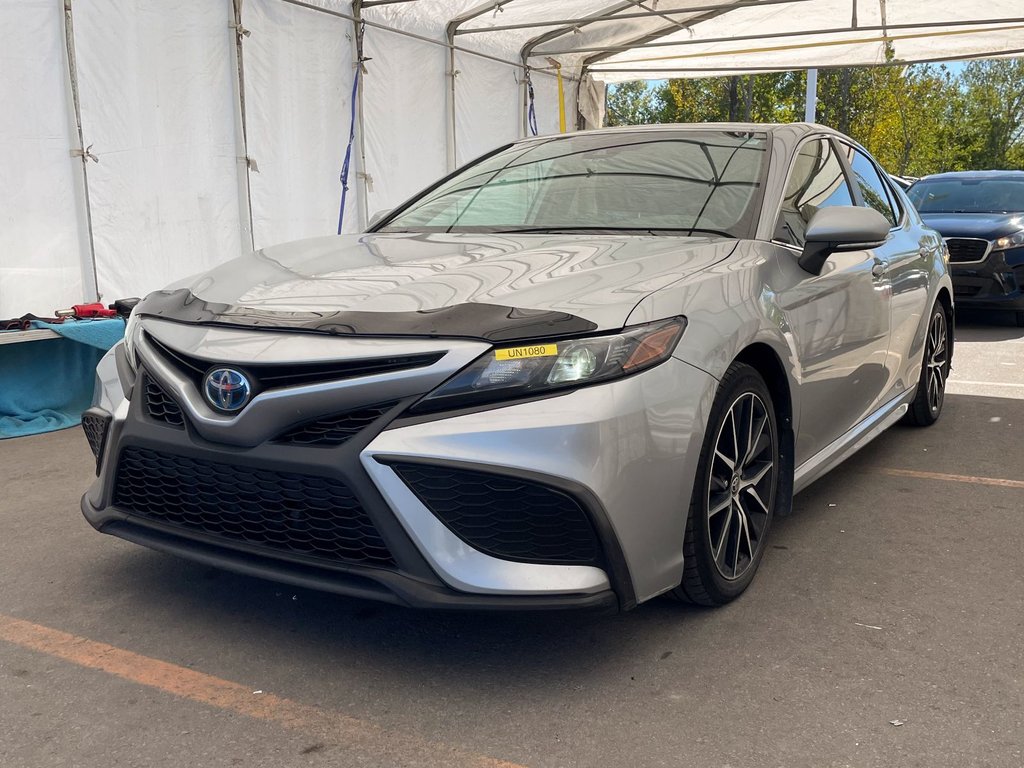 Toyota Camry Hybrid  2022 à St-Jérôme, Québec - 1 - w1024h768px
