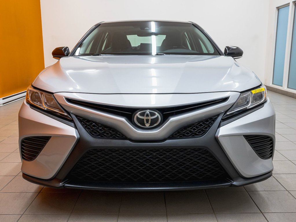 2018 Toyota Camry in St-Jérôme, Quebec - 5 - w1024h768px