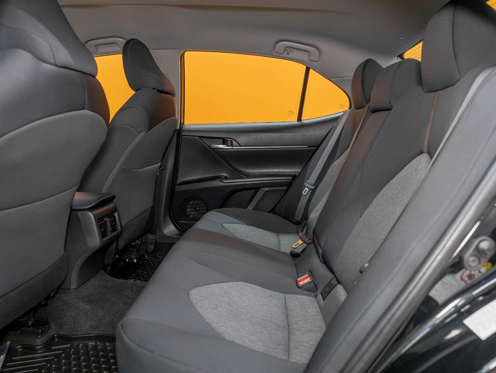 Toyota Camry  2018 à St-Jérôme, Québec - 27 - w1024h768px
