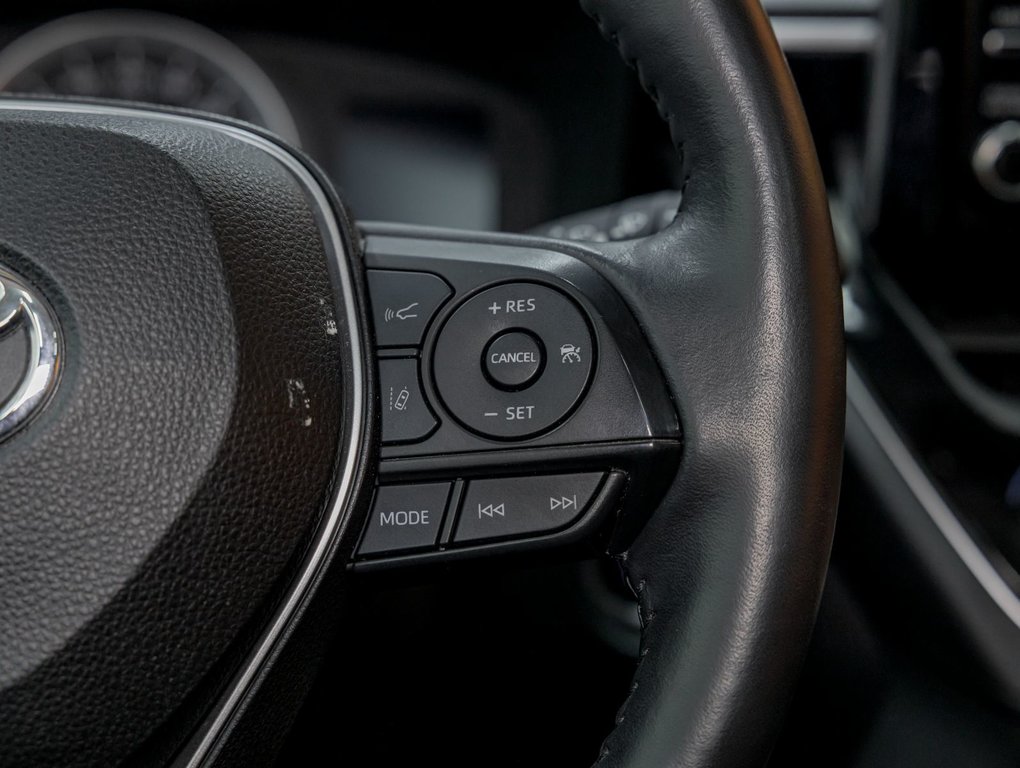 Toyota COROLLA CROSS  2022 à St-Jérôme, Québec - 16 - w1024h768px
