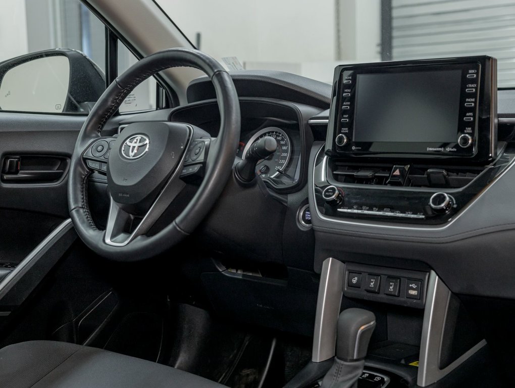 Toyota COROLLA CROSS  2022 à St-Jérôme, Québec - 27 - w1024h768px