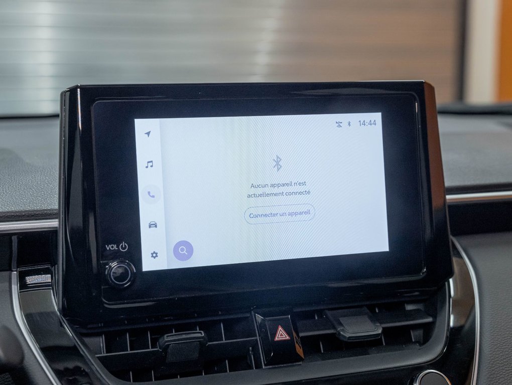 2024 Toyota Corolla Cross in St-Jérôme, Quebec - 16 - w1024h768px