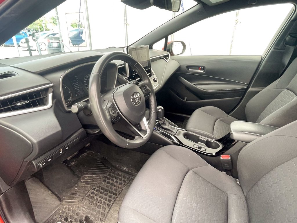 2023 Toyota Corolla Hatchback in St-Jérôme, Quebec - 3 - w1024h768px