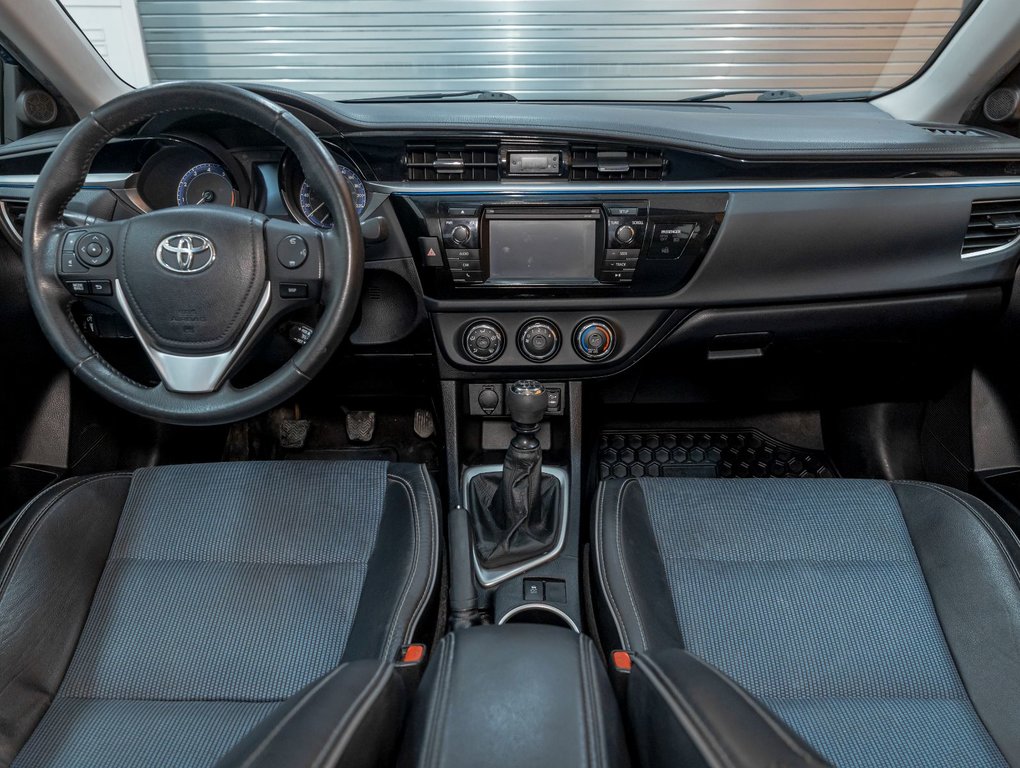 2015 Toyota Corolla in St-Jérôme, Quebec - 11 - w1024h768px