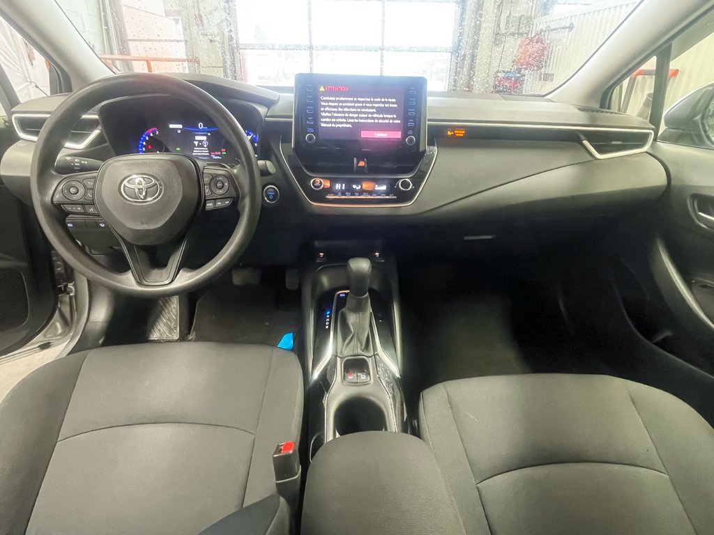 2020 Toyota Corolla in St-Jérôme, Quebec - 10 - w1024h768px