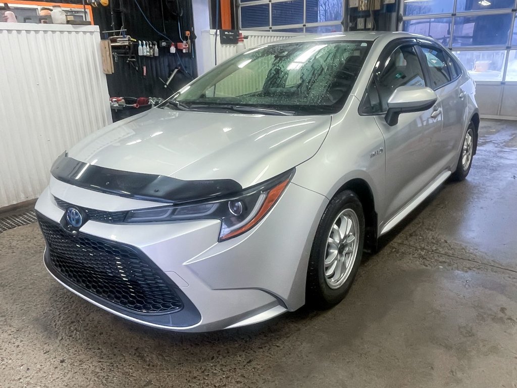 2020 Toyota Corolla in St-Jérôme, Quebec - 1 - w1024h768px