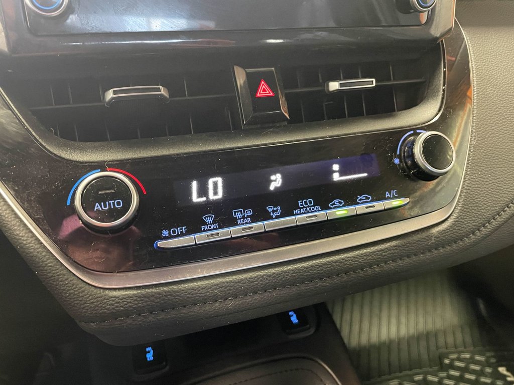 2020 Toyota Corolla in St-Jérôme, Quebec - 16 - w1024h768px
