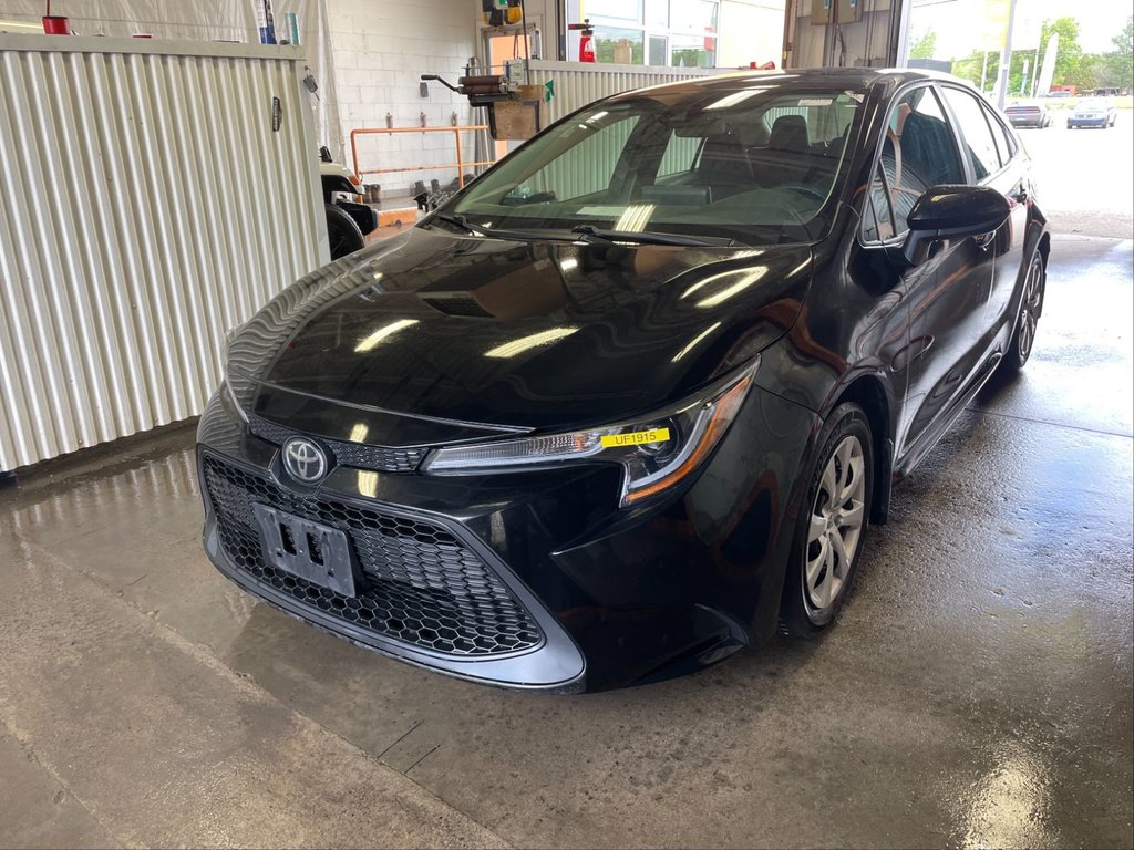 2020 Toyota Corolla in St-Jérôme, Quebec - 1 - w1024h768px