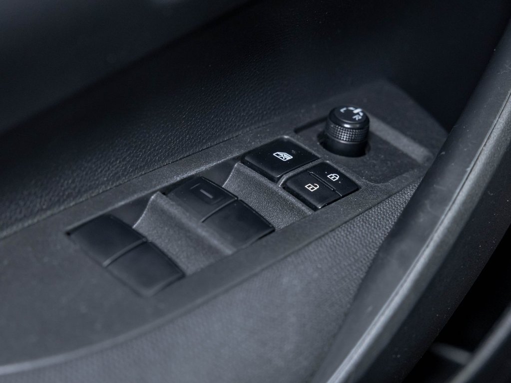 Toyota Corolla  2020 à St-Jérôme, Québec - 22 - w1024h768px