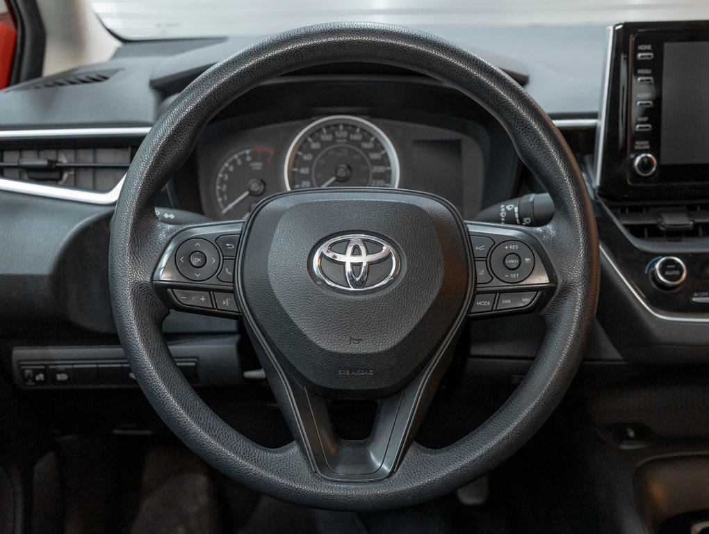 2021 Toyota Corolla in St-Jérôme, Quebec - 12 - w1024h768px