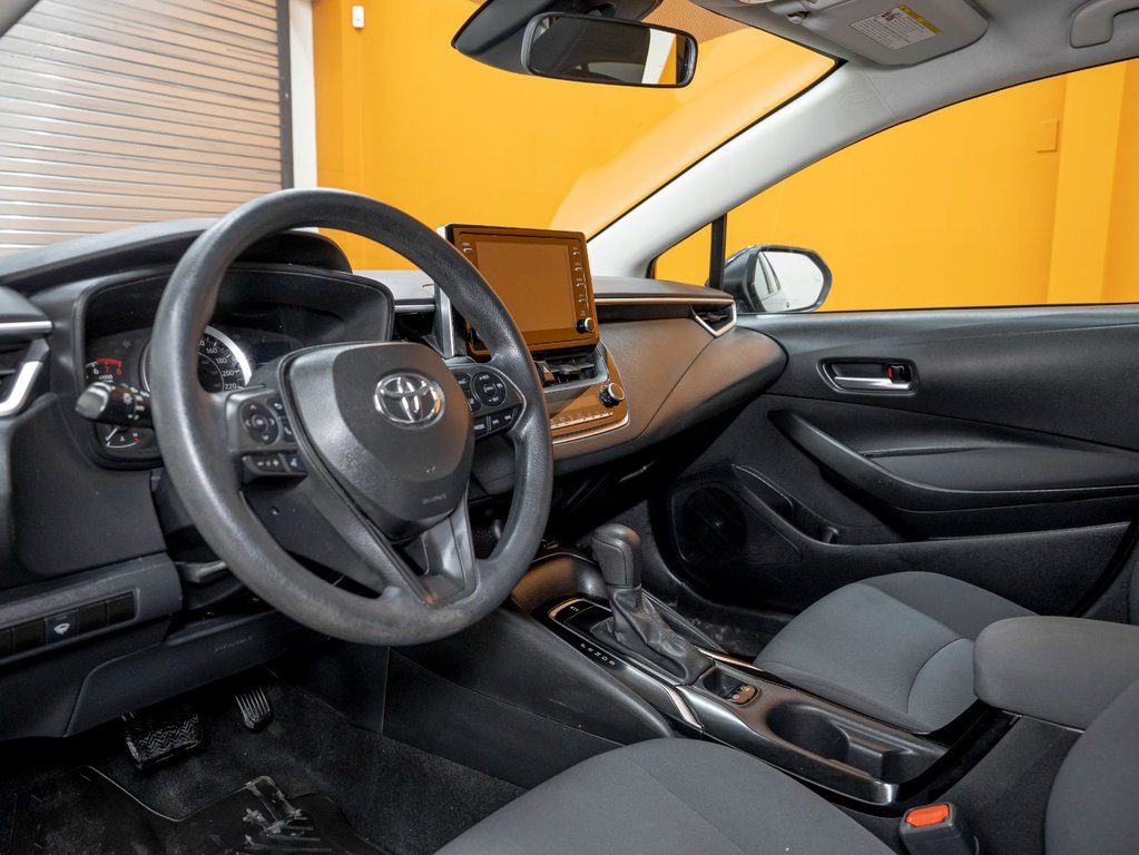 Toyota Corolla  2021 à St-Jérôme, Québec - 2 - w1024h768px