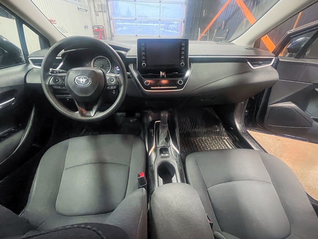 2021 Toyota Corolla in St-Jérôme, Quebec - 10 - w1024h768px