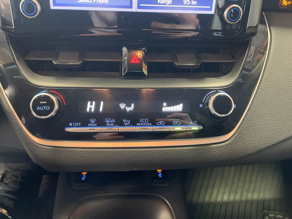 2022 Toyota Corolla in St-Jérôme, Quebec - 16 - w1024h768px