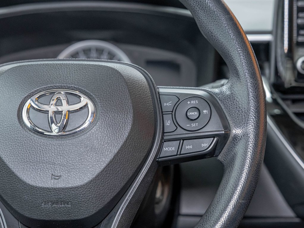 2022 Toyota Corolla in St-Jérôme, Quebec - 15 - w1024h768px