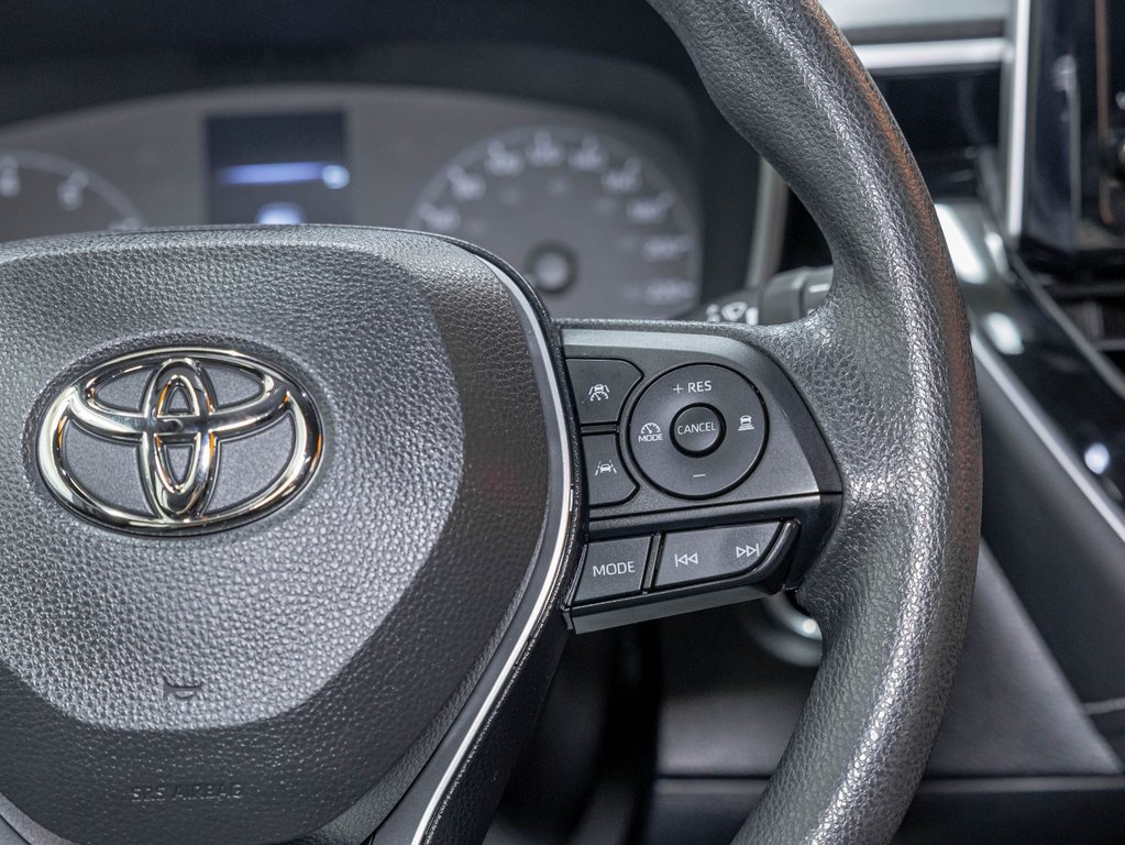 2023 Toyota Corolla in St-Jérôme, Quebec - 15 - w1024h768px