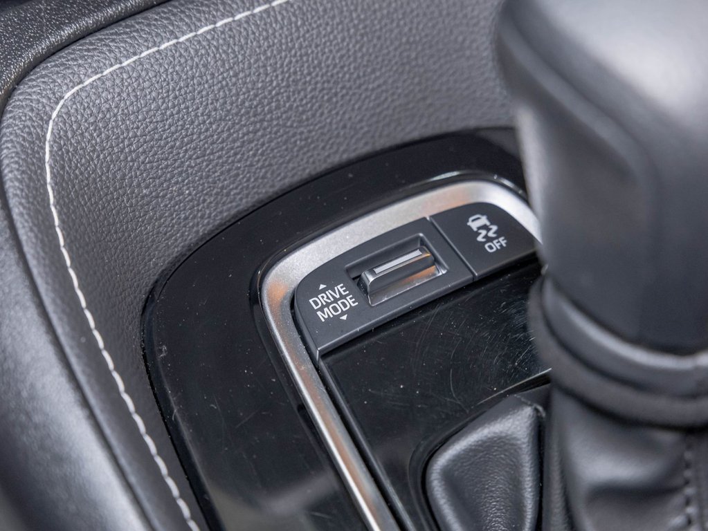 2023 Toyota Corolla in St-Jérôme, Quebec - 22 - w1024h768px