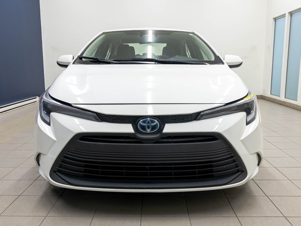 2023 Toyota Corolla in St-Jérôme, Quebec - 2 - w1024h768px