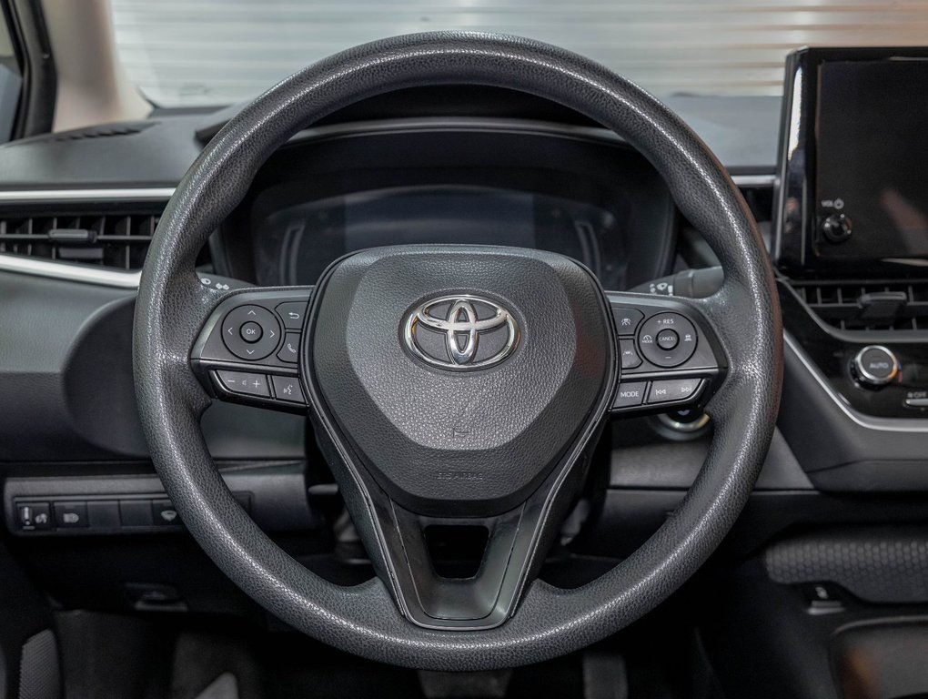 Toyota Corolla  2024 à St-Jérôme, Québec - 12 - w1024h768px