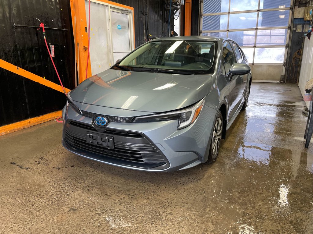 Toyota Corolla  2024 à St-Jérôme, Québec - 1 - w1024h768px