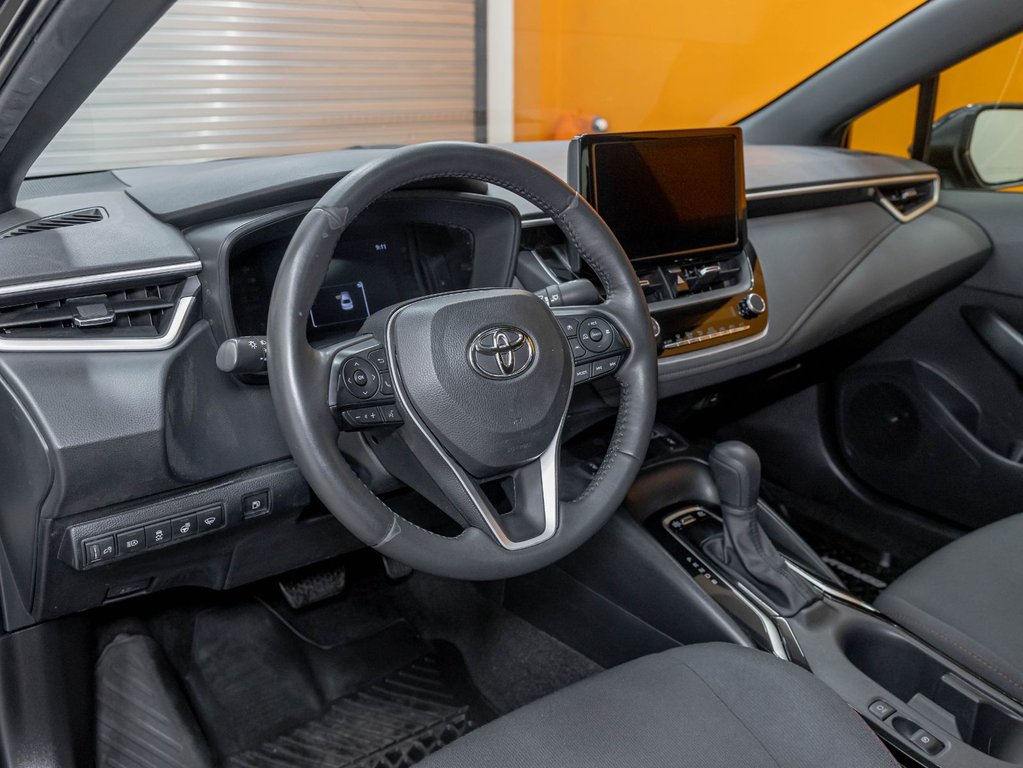 Toyota Corolla  2024 à St-Jérôme, Québec - 2 - w1024h768px