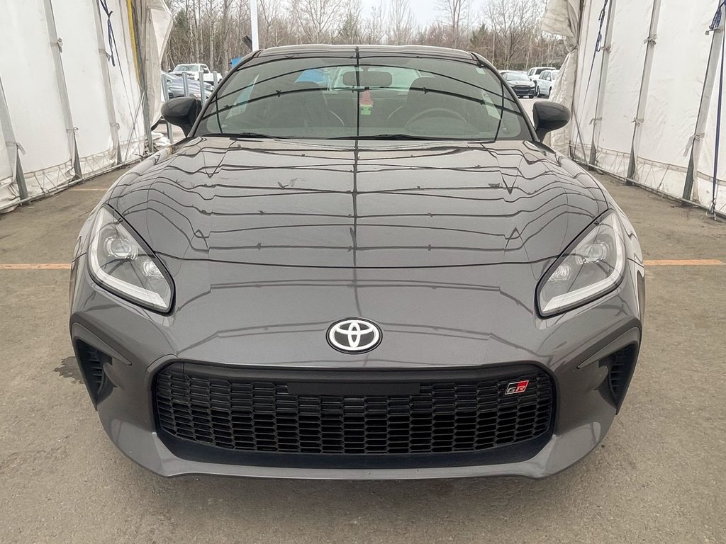 2022 Toyota GR86 in St-Jérôme, Quebec - 4 - w1024h768px