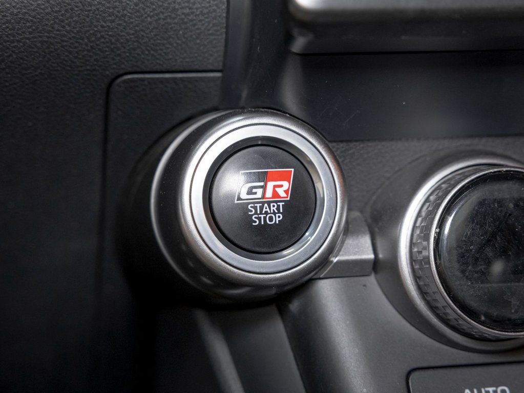 2022 Toyota GR86 in St-Jérôme, Quebec - 24 - w1024h768px