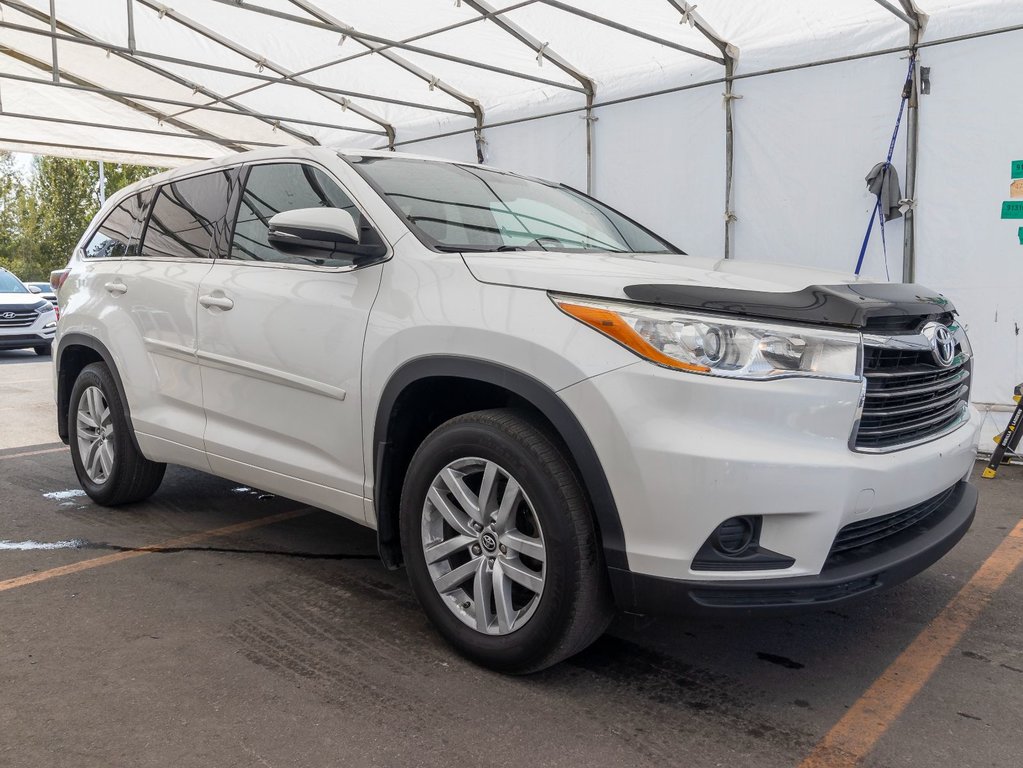 2016 Toyota Highlander in St-Jérôme, Quebec - 9 - w1024h768px